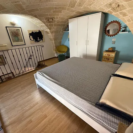 Via Sant'angelo Sn-guest House